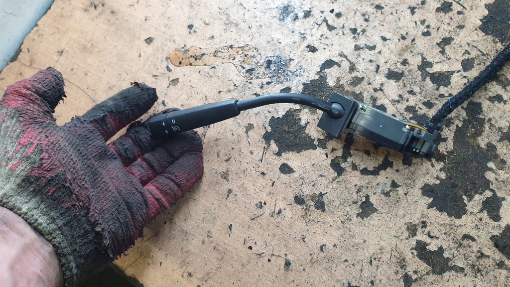 фото №1, Mercedes w203 переключатель круиз-контроль