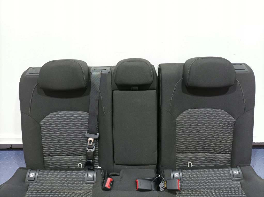 фото №5, Kia ceed iii lift kombi заднє сидіння сидіння спинка задня