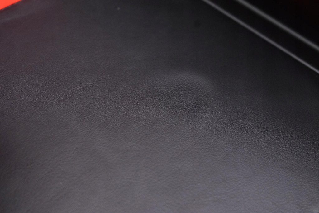 Подлокотник кожаный европа  4e0886805c audi a8 d3 рестайлинг  05-07 Киев