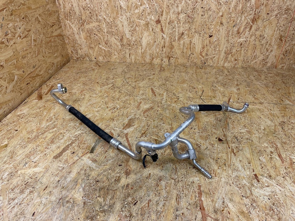 фото №6, Wąż трубка шланг кондиціонера vw id.3 id.4 id.5 skoda enyaq 1ea816743l