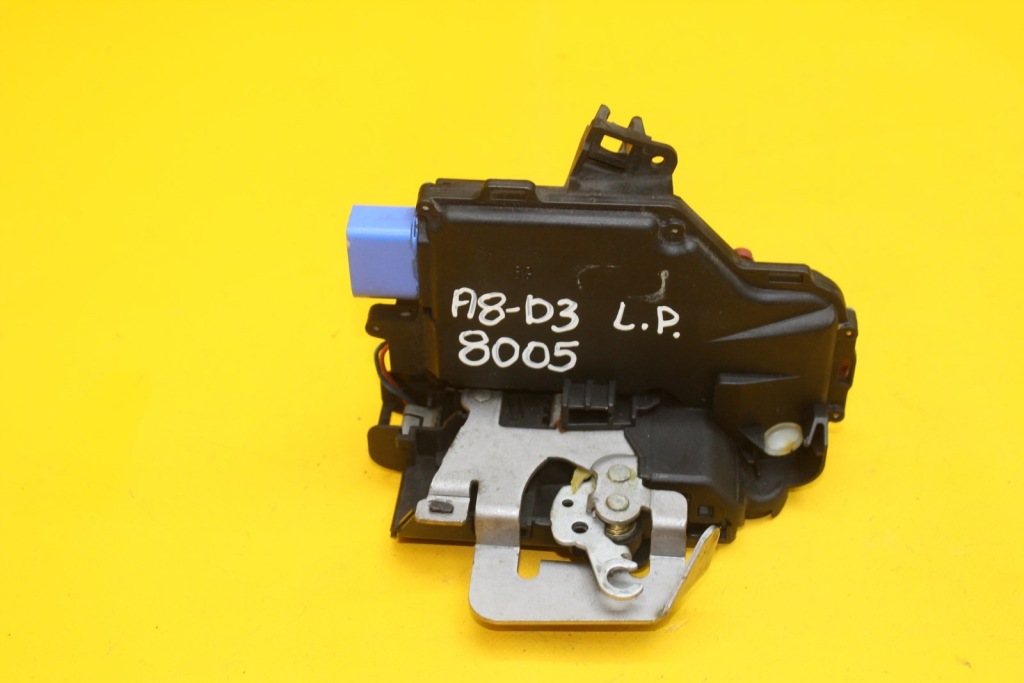 фото №3, Замок двері лівий перед audi a8 d3