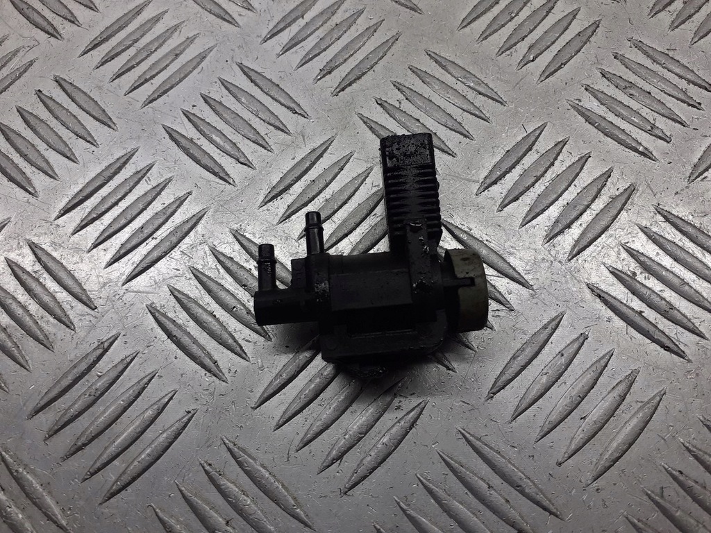 фото №1, Клапан вакууму vw passat b6 2.0 tdi 1k0906283a