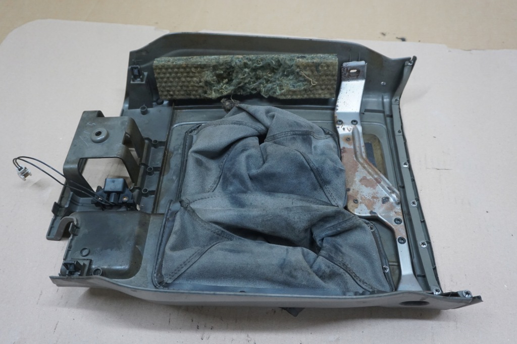 фото №13, Nissan patrol тунель середній чохол корпус gr y61 97-04r