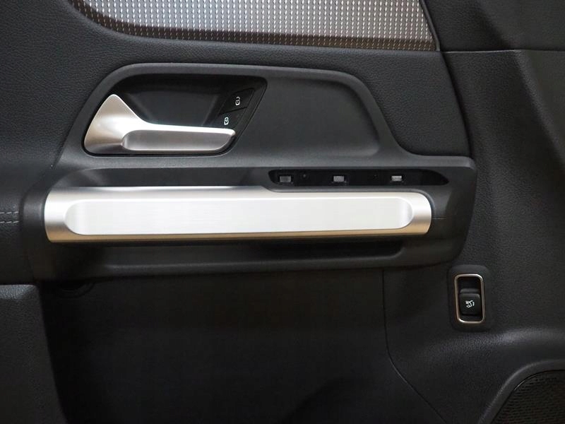 фото №7, Обивка обшивка дверь левый перед mercedes eqb x243