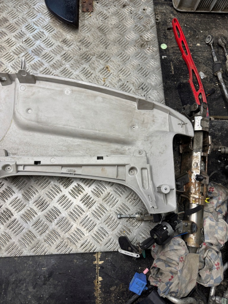 Полка бардачок потолочный scudo ii jumpy ii expert ii 1496164077 с Разборки