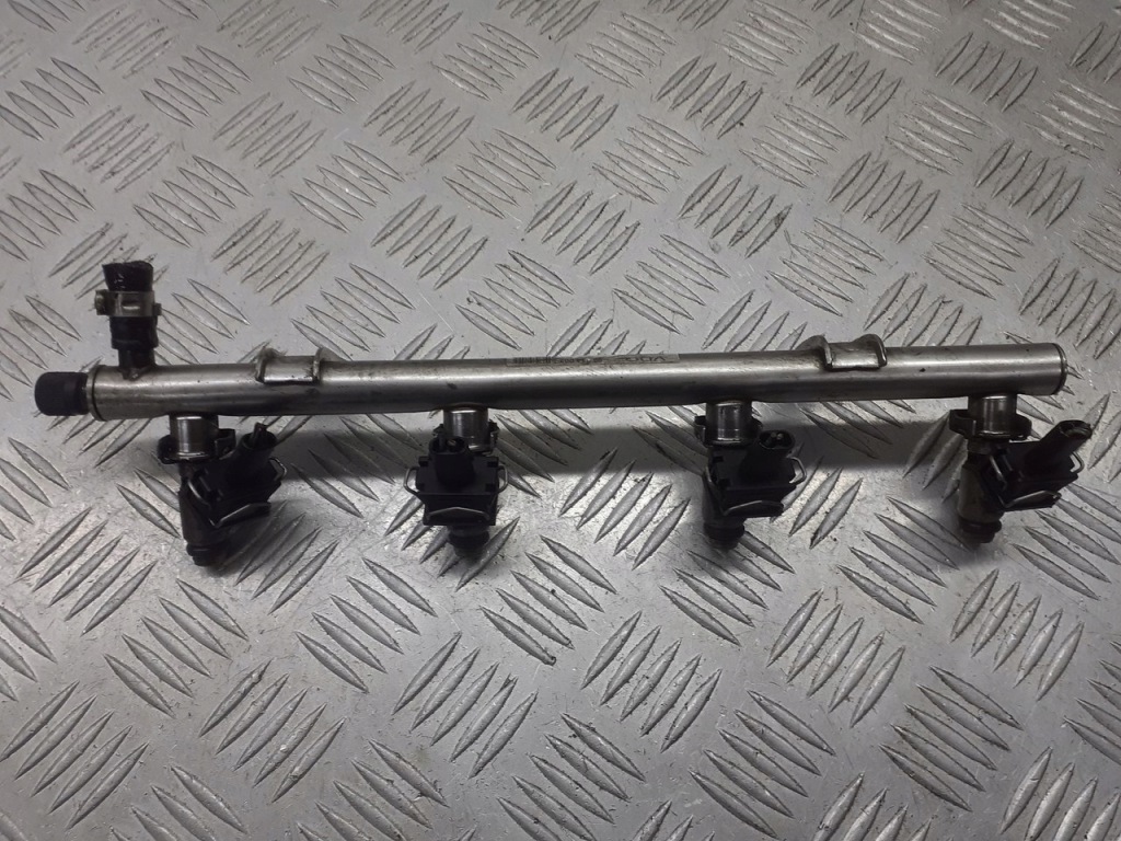 Купити Молдинг упорскування mercedes w168 1.4 96614003