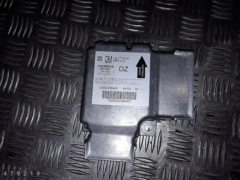 Купить 2003 opel vectra c ecu 13170587
