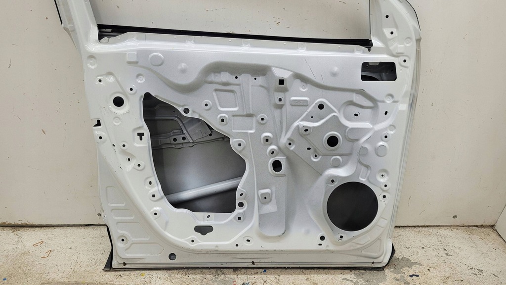 фото №10, Toyota yaris cross 2020+ дверь перед передние левая fv