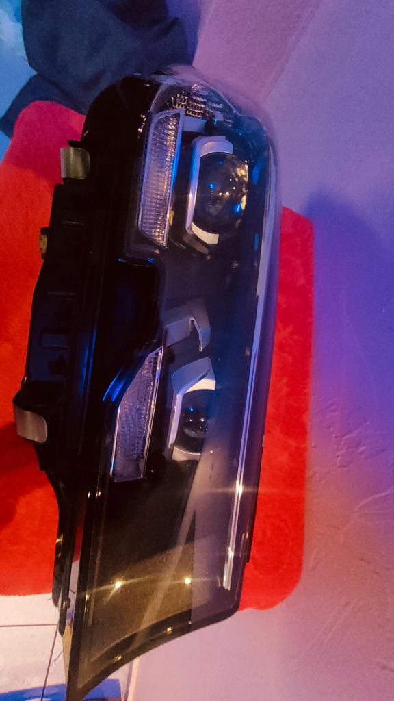 Лампа перед правая bmw 3 g20 g21 cała 84961150 oryg идеальное состояние с Разборки