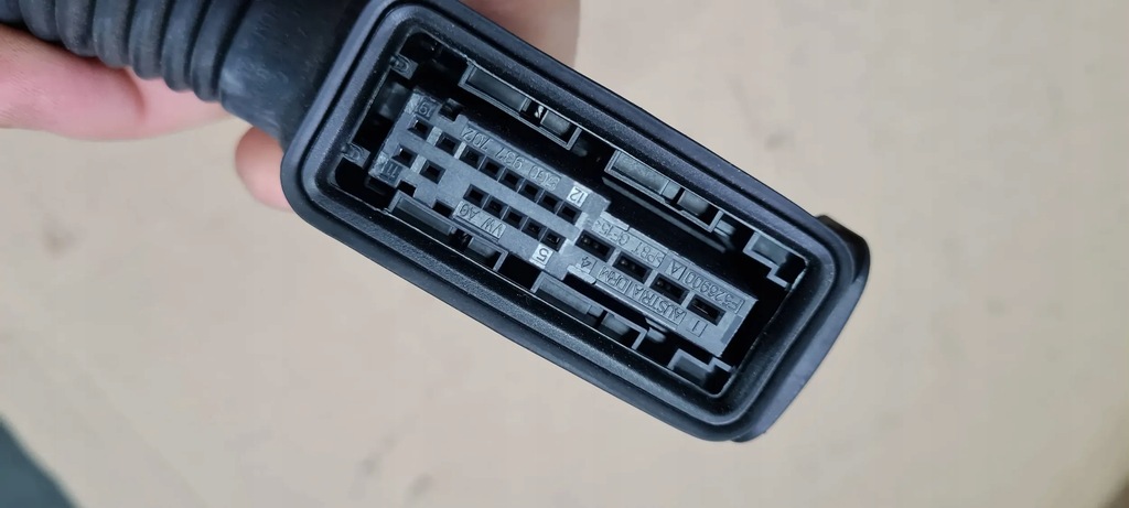 фото №12, S3 8y a3 штекер колодка дверь 5g0937702 a5 8w a4 b9 q7 q5 vw audi