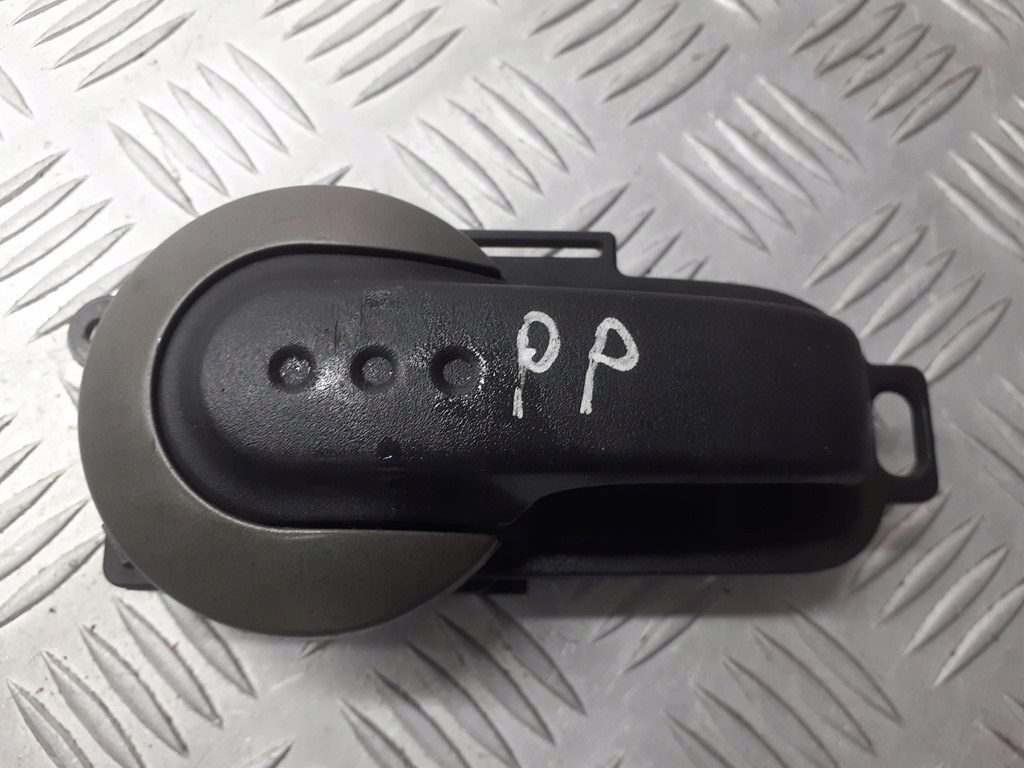 фото №1, Ручка правая передняя внутренняя nissan micra k12 1.2 80670-ax603