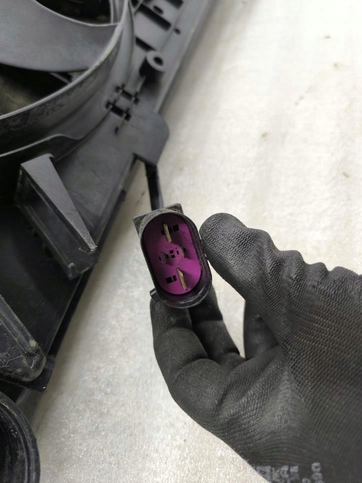 фото №8, Комплект радіатор вентилятори audi a3 8p 1k0820411h