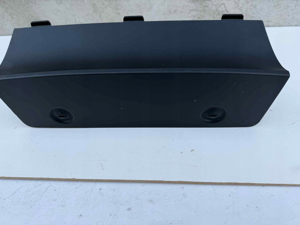 Tesla model y juniper заглушка фаркоп буксировочный задний  7517 Оригинал