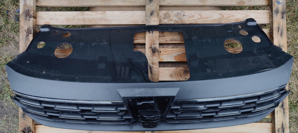 фото №4, Решётка радиатора радиатора dacia sandero iii 20-