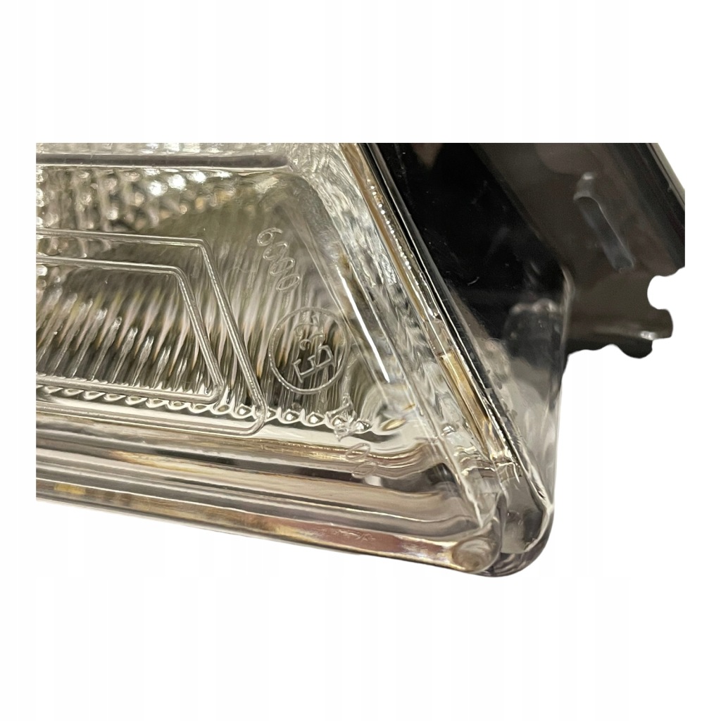 Фонарь  led renault captur правый 266059493r / 266059367r Оригинал