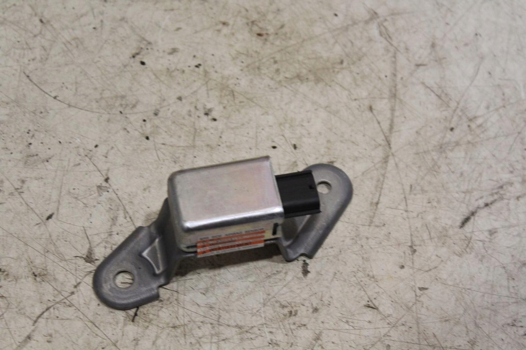 фото №1, Датчик датчик подушка безпеки правий subaru impreza ii gd 98235fe100