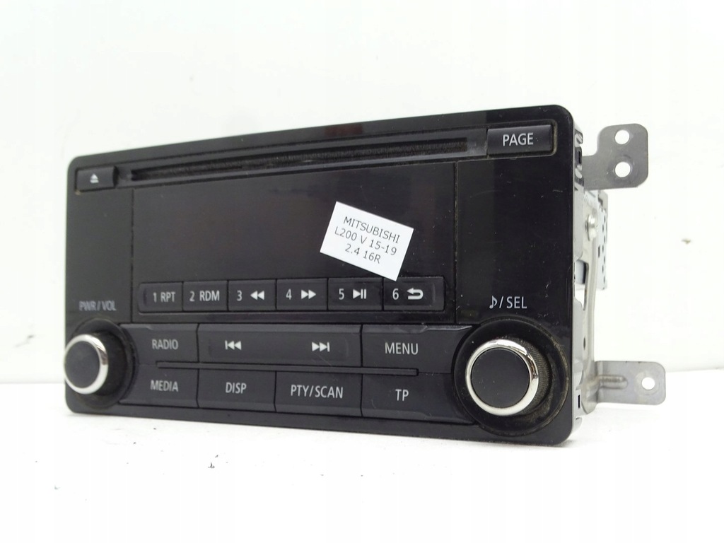 фото №1, Радиопроигрыватель радио cd mitsubishi l200 v 15- 8701a629