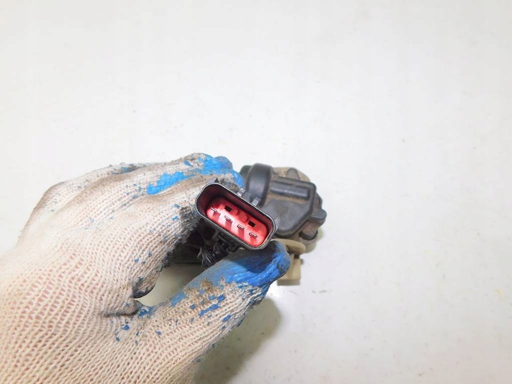 фото №6, Chrysler pacifica 2005r замок крышки задняя