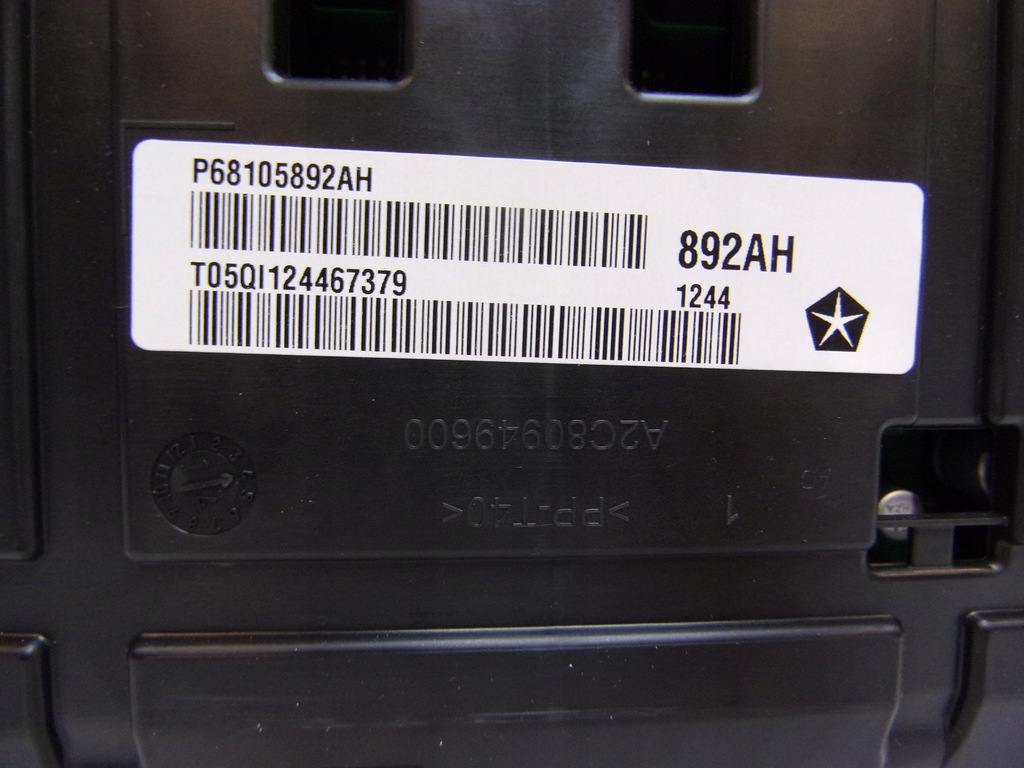 фото №6, Jeep cherokee kl 2.0 mtj счетчик приборная панель приборы 68105892ah anglia