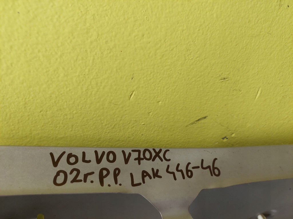 фото №15, Volvo xc70 ii крыло правый перед лак 446-46