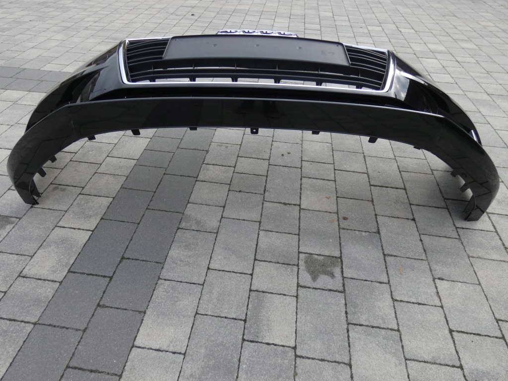 Бампер, решётка , решётка радиатора, решётки audi a-3 8v рестайлинг  хэтчбек Киев