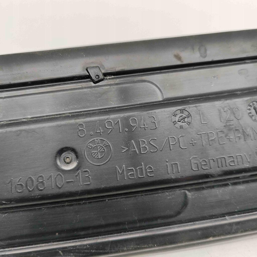 фото №8, Молдинг заднього lewego крила bmw ix i20 8491943 30703967 240kw 2022