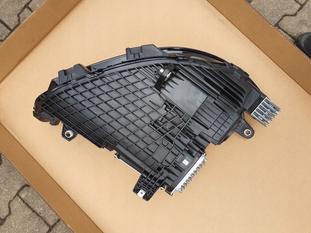 фото №15, Mercedes eqe лампа права ліва комплект digital light a2949062601 a2949062501