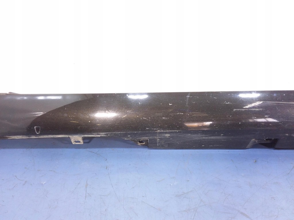 фото №7, Audi a8 d4 4h накладка порог правая 4h0853856e ly8x