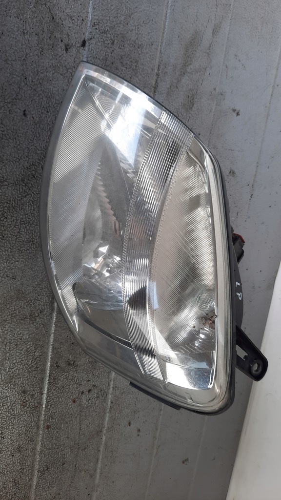 фото №1, Фара левый citroen berlingo 1.9d 04r
