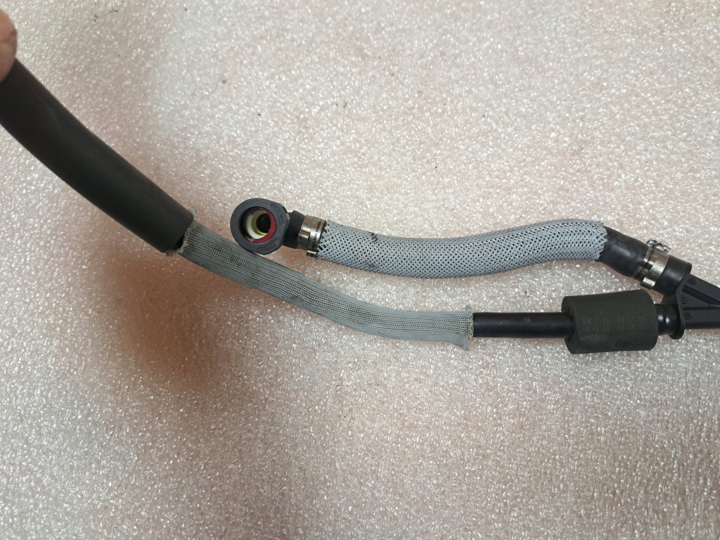 Пабтрубок  труба шланг топлива mercedes vito w447 1.7 cdi r9n Доставка