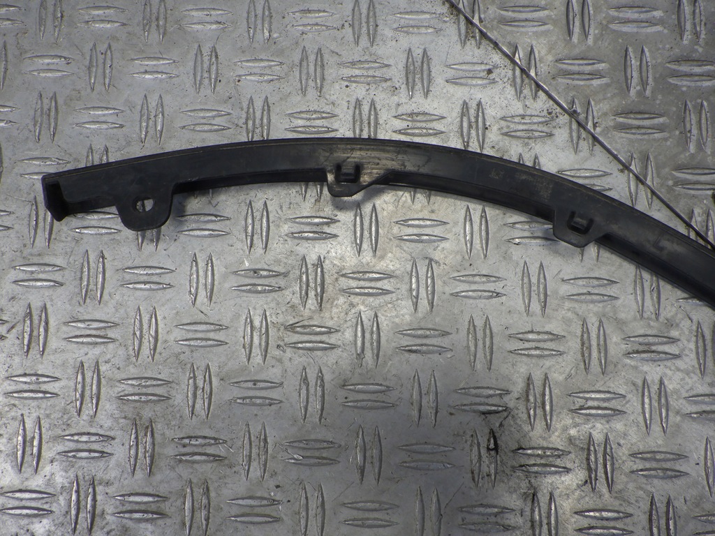 фото №11, Toyota verso 76852-0f031 молдинг бампера спойлер