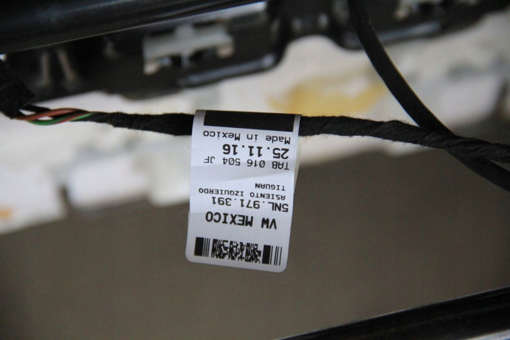 Сидіння водія vw tiguan allspace 5nn 5nl матеріал Київ