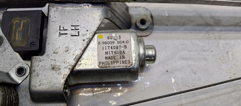 фото №2, Isuzu d-max подъемник стекло левый задняя