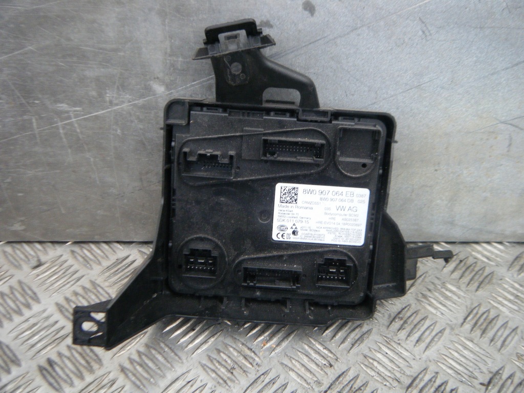 фото №1, Audi a4 b9 модуль комфорту 8w0907064eb 15-