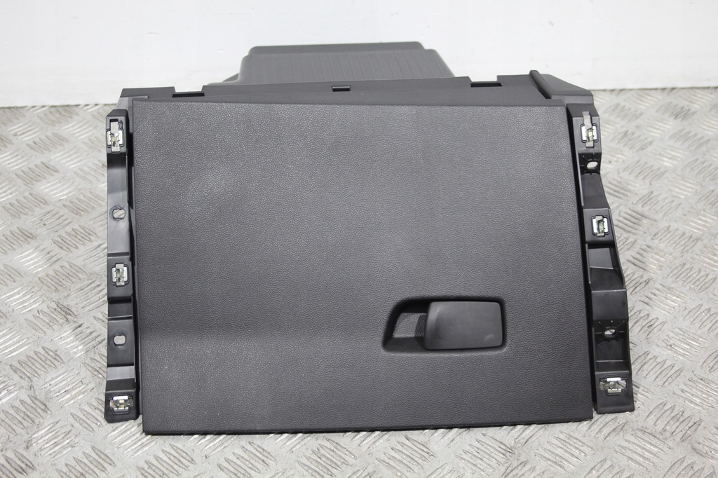 фото №1, Бардачок консоли clio v 5