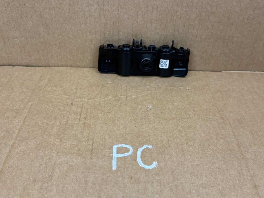 фото №1, Renault clio v 5 напрямна бампера передній правий перед 622227215r