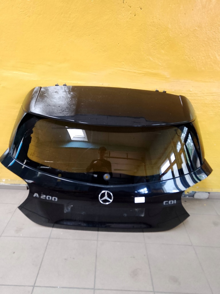 фото №1, Mercedes w176 крышка багажника багажника задняя задняя код лакокрасочного покрытия: 191