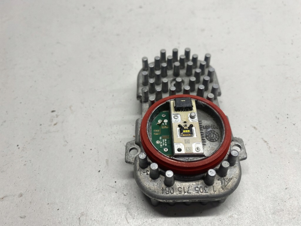 фото №5, Bmw 3 e92 e93 перетворювач ксенонових блок керування 1305715084 2013 3000cm3