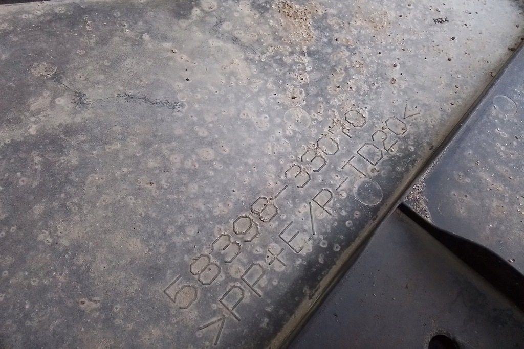 фото №8, Задняя правая защита подвеска lexus es _z10_, _a10_, _h10_ 5839833070 2.5l