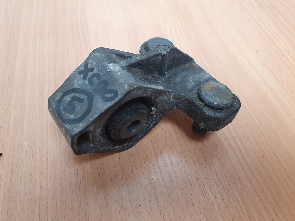 фото №11, Кронштейн подушка кронштейн двигуна volvo xc90 i 4.4