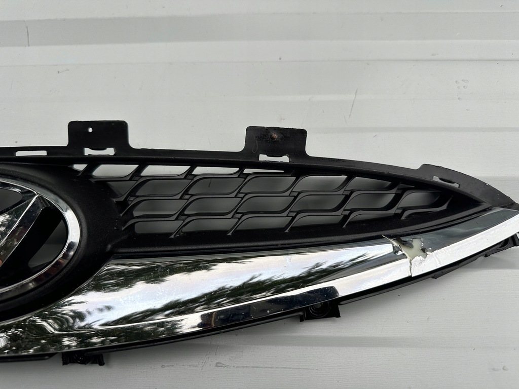 фото №8, Hyundai оригинальный номер 86351-1k010 решётка радиатора