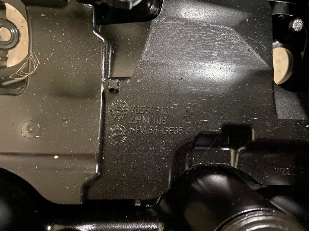 фото №10, Bmw f20 f22 f30 f48 кришка клапанів 7611277