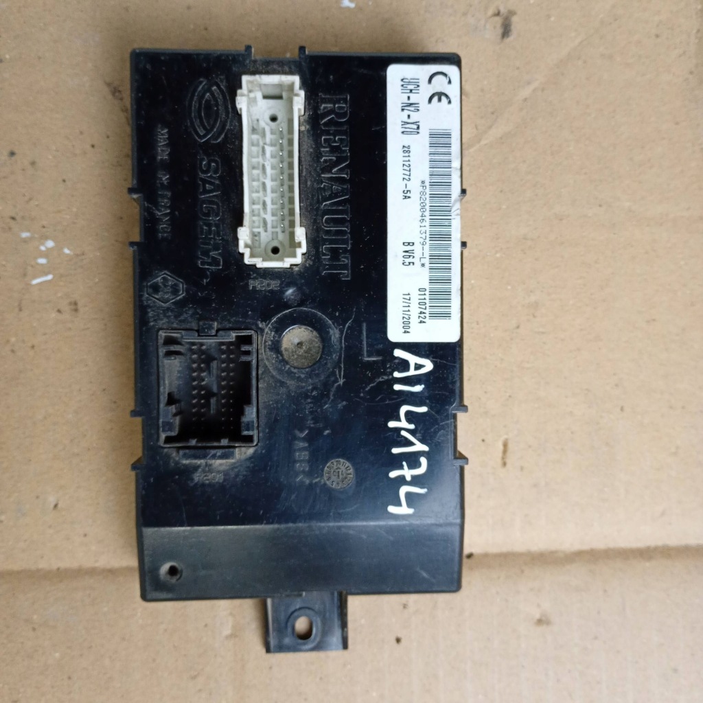 фото №1, Блоки управління середина renault master ii p8200461379