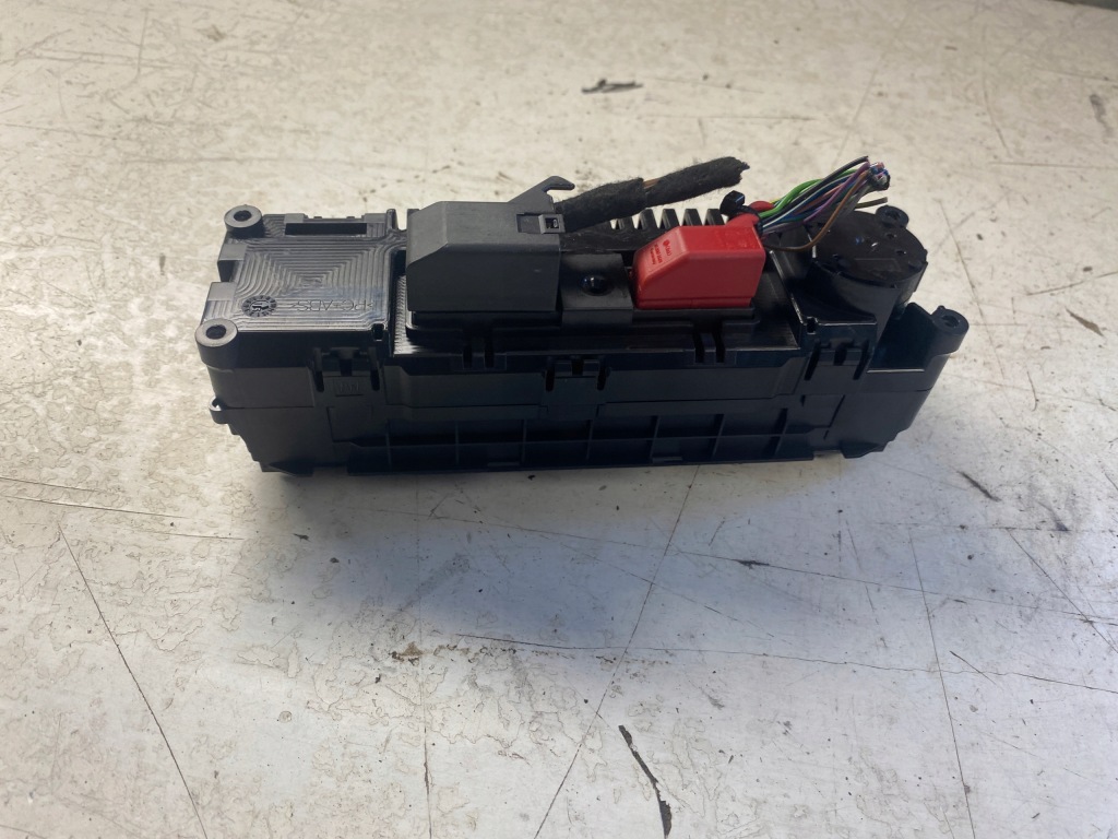 фото №7, Vw up панель кондиционера 12e907044b