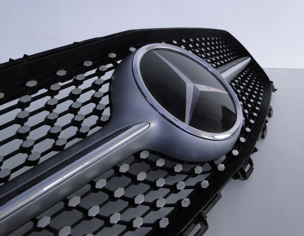Mercedes e klasa 238 купе решітка радіатора diament distronic в Україні