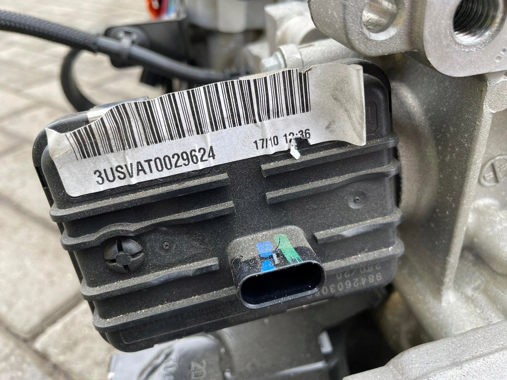 фото №10, Peugeot e-208 двигатель электрический редуктор