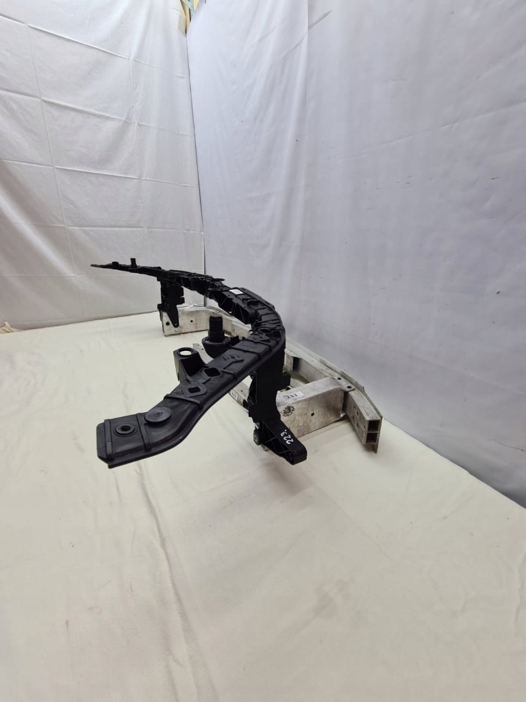 Mercedes w177 w118 балка бампера перед, верхний ремень, зона деформации комплект Киев