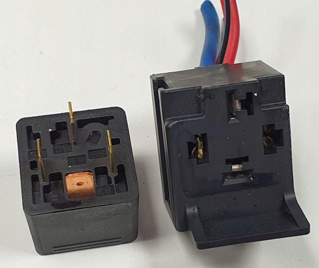 фото №3, Реле mazda rx-8 0332019103