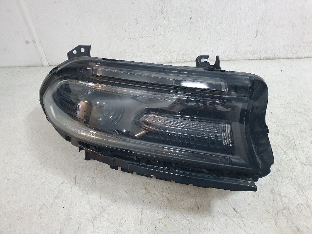 фото №10, Dodge charger 2015-18 лампа ксенон комплектная правая перед orginał 68214398a