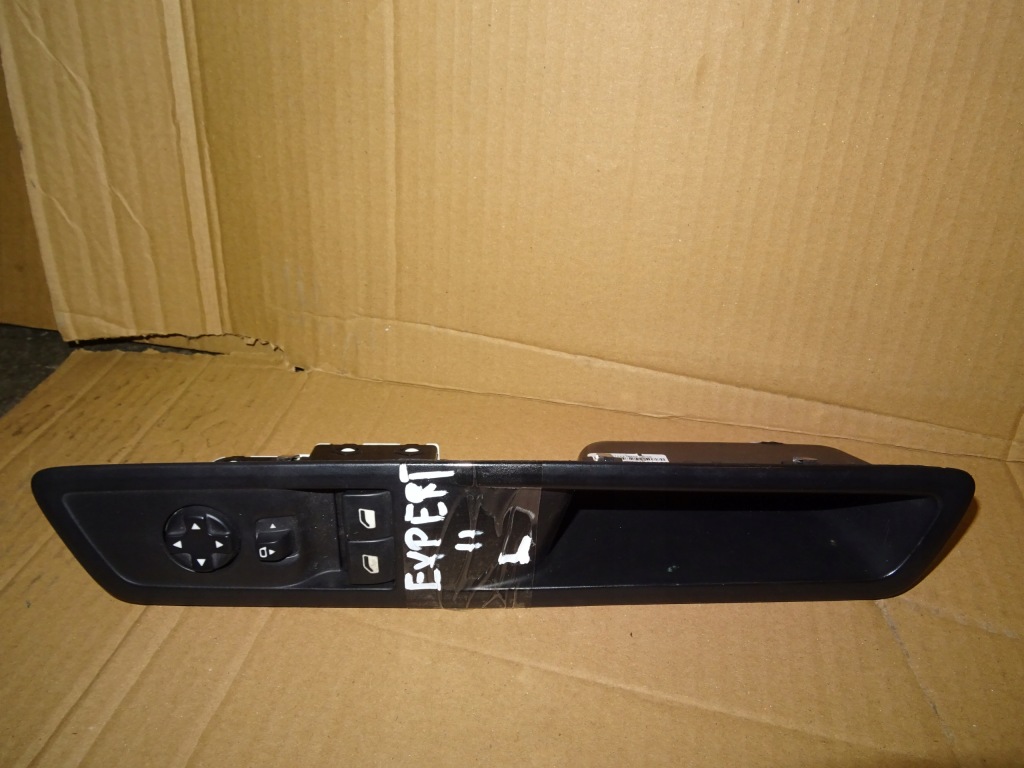 фото №1, Expert iii jumpy proace zafira выключатель окон